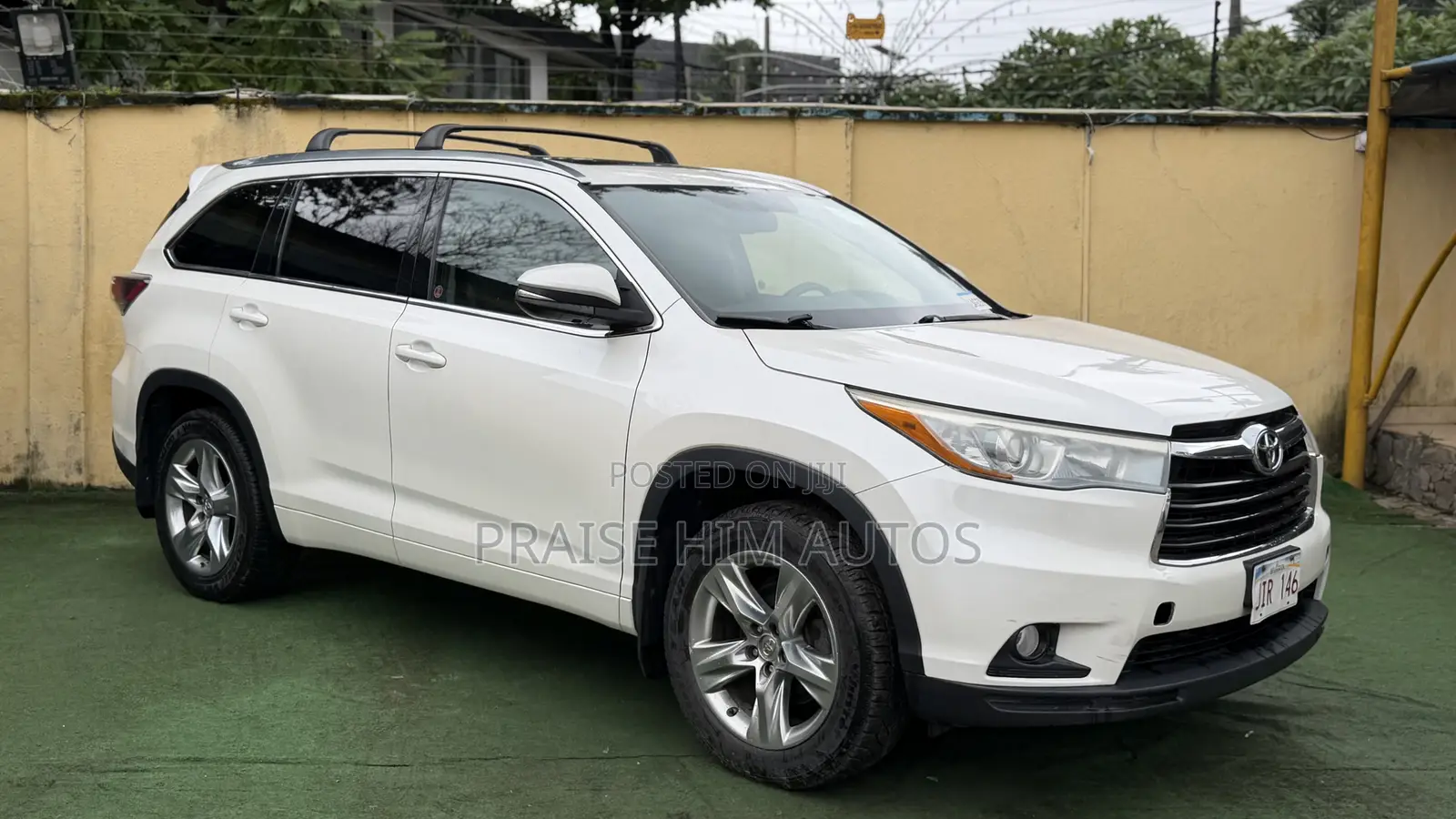 Toyota Highlander Limited Platinum 4dr SUV AWD (3.5L 6cyl 6A) 2015