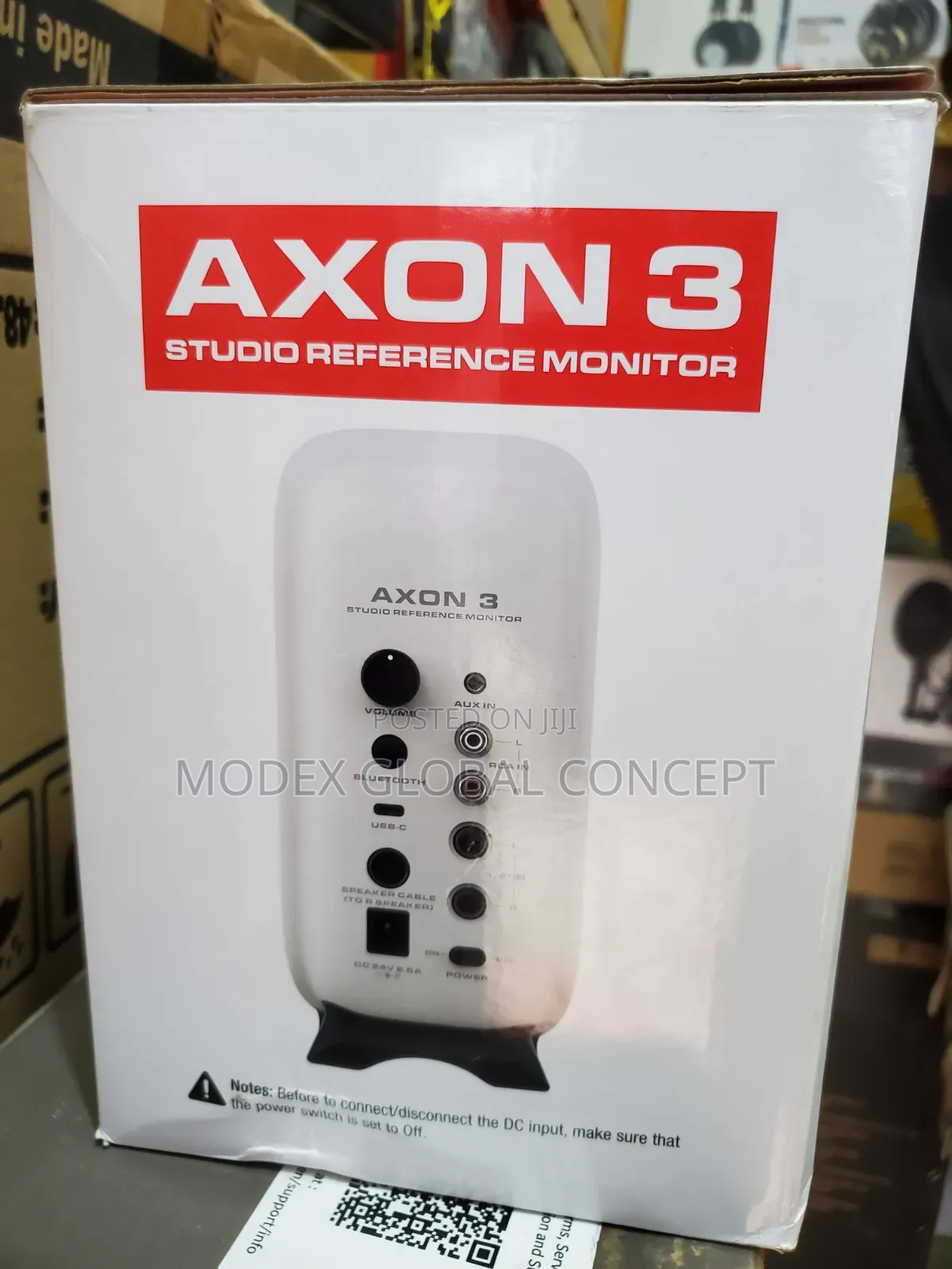 NUX AXON 3 Studio Reference Monitors.