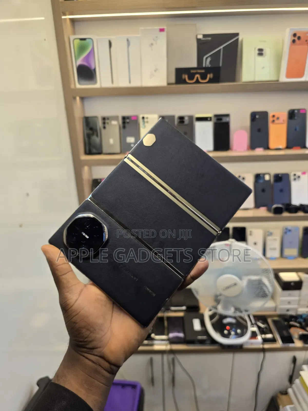 Huawei Mate XT Ultimate Design 1 TB Black