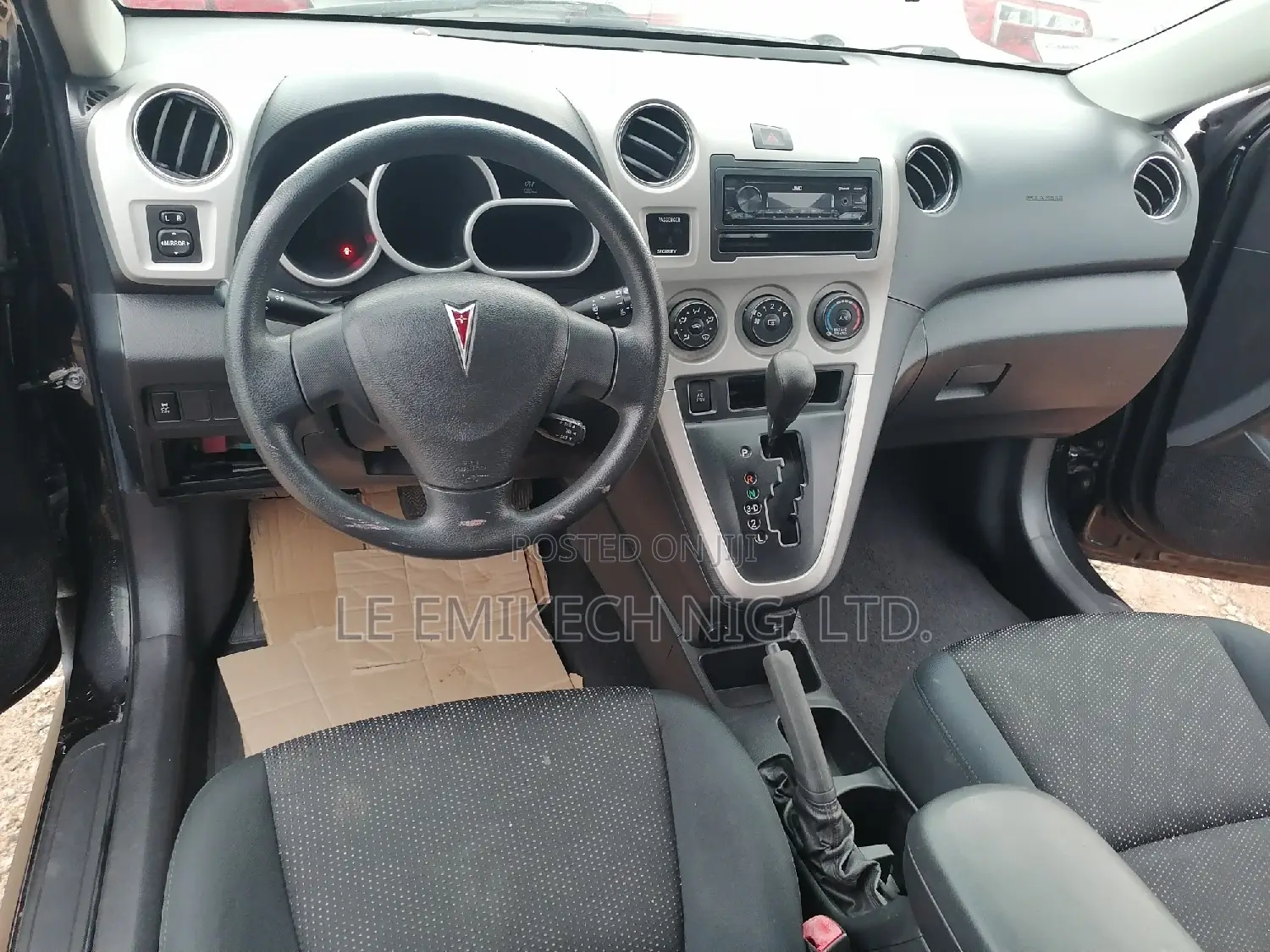 Pontiac Vibe 2010 Black