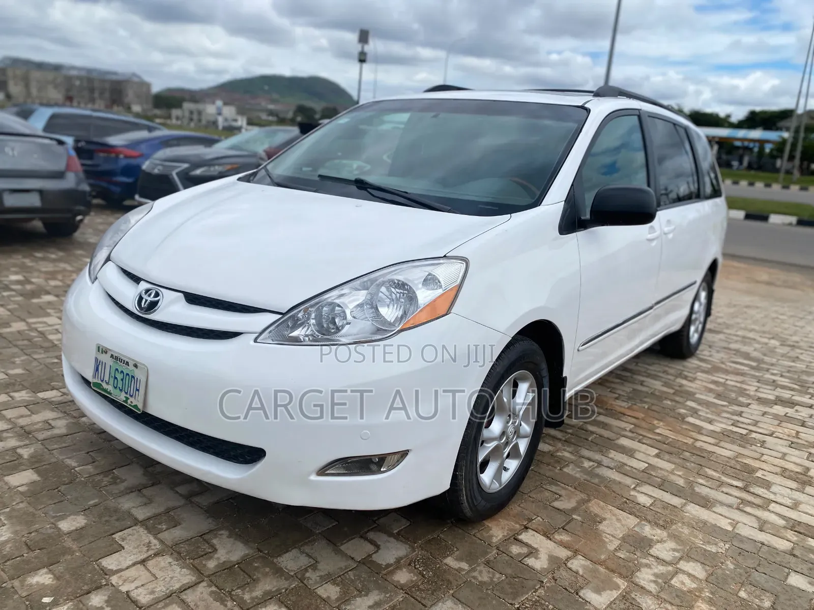 Toyota Sienna XLE Limited AWD 2006 White