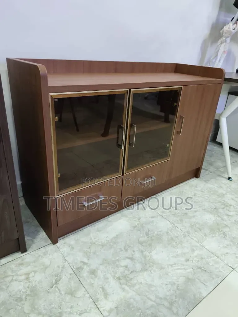 1. 2mm Wooden Bookshelf