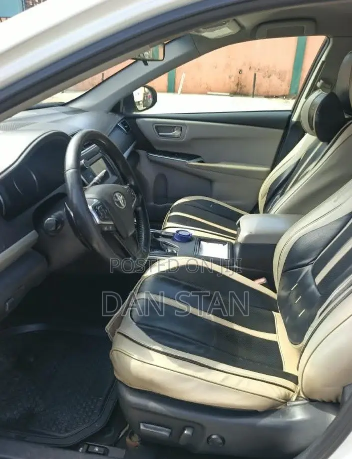 Toyota Camry 2016 White