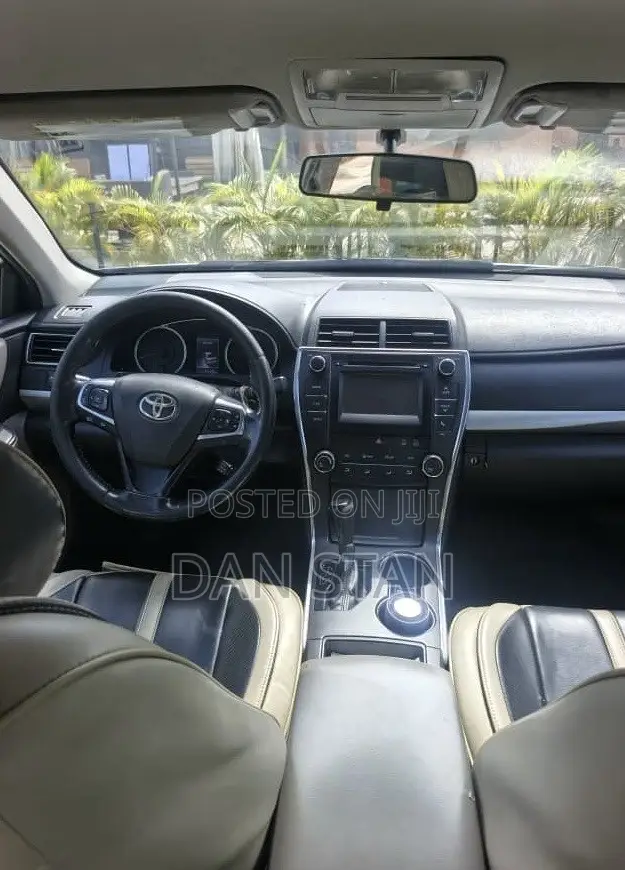 Toyota Camry 2016 White