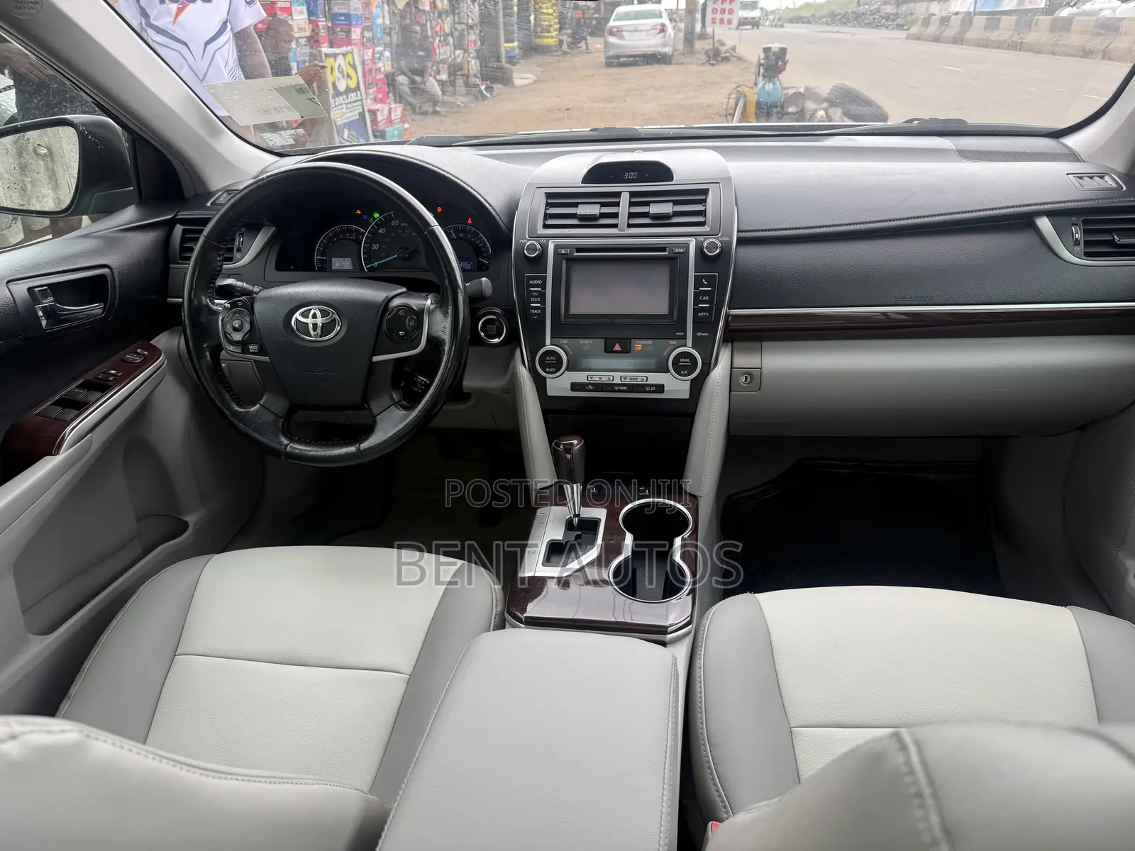 Toyota Camry XLE 4dr Sedan (2.5L 4cyl 6A) 2014 Black