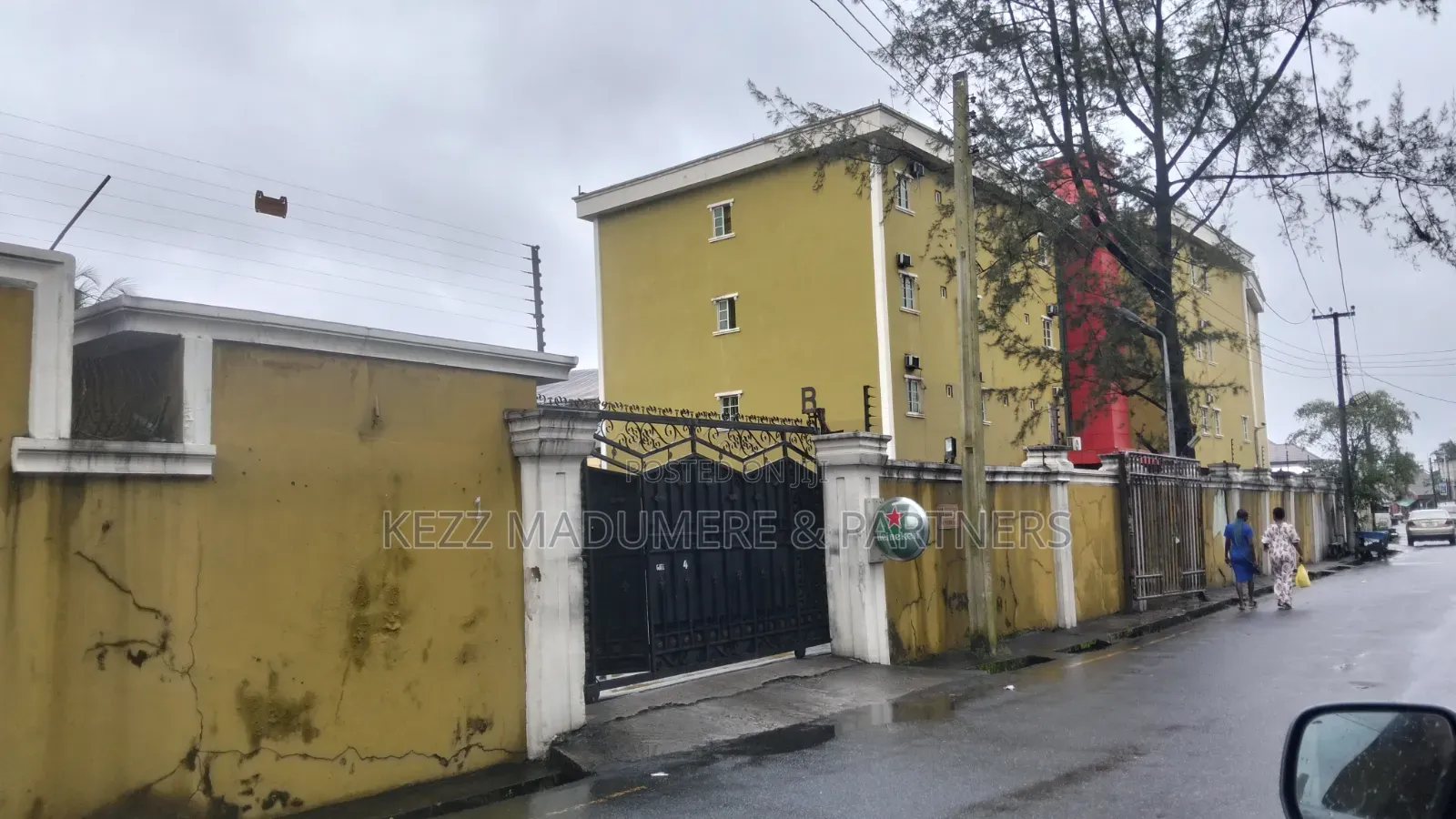 To Let / Lease : Functional 80 Rooms Hotel in Ph