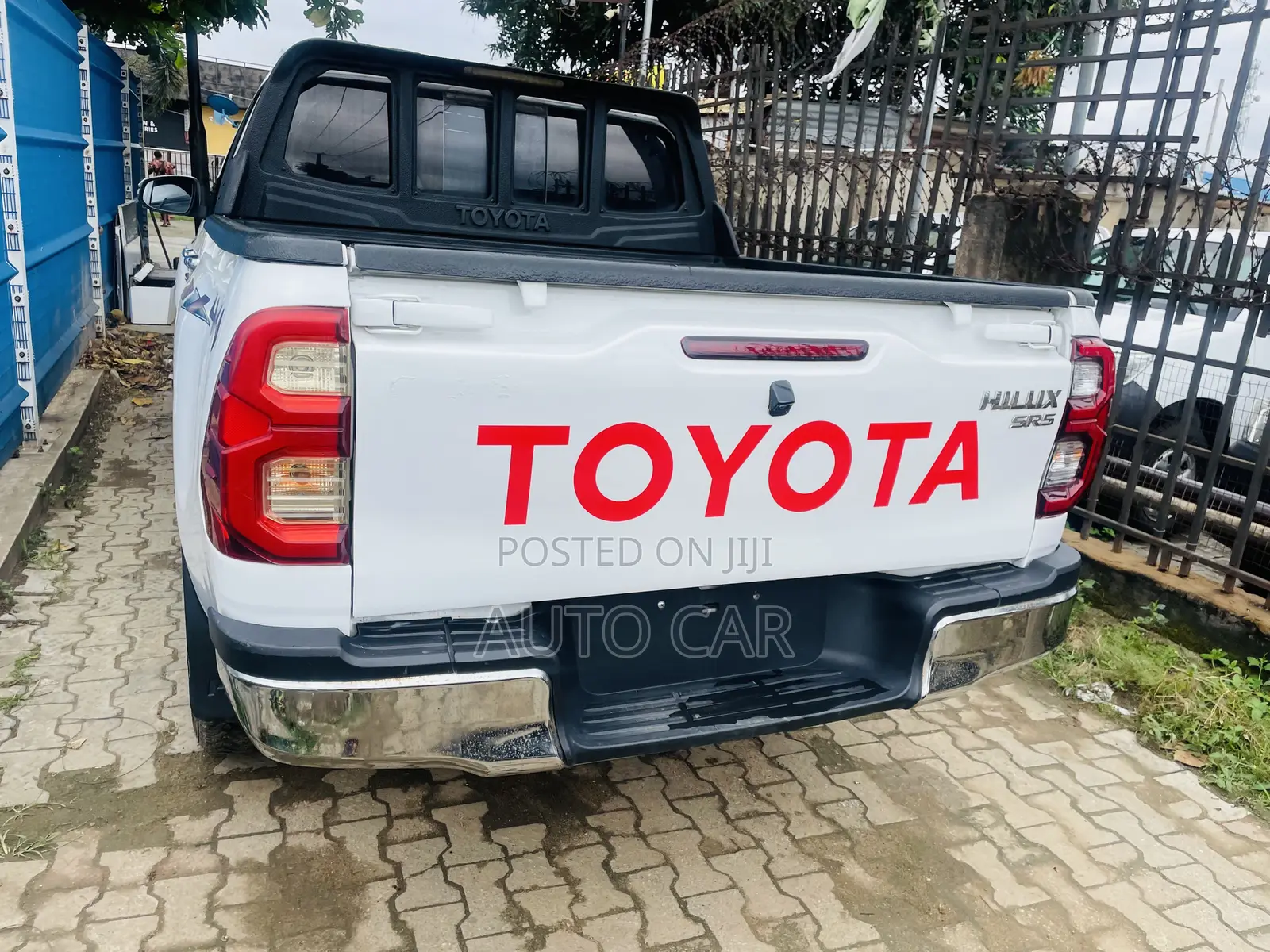 Toyota Hilux 2019 White