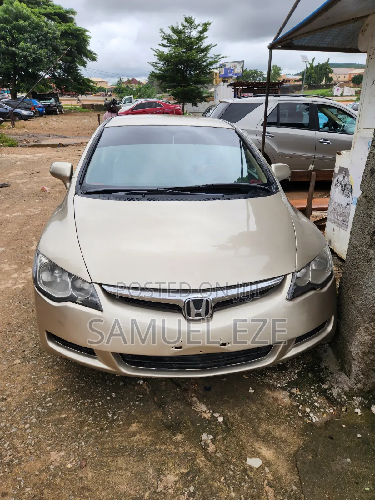 Honda Civic 2027 Gold
