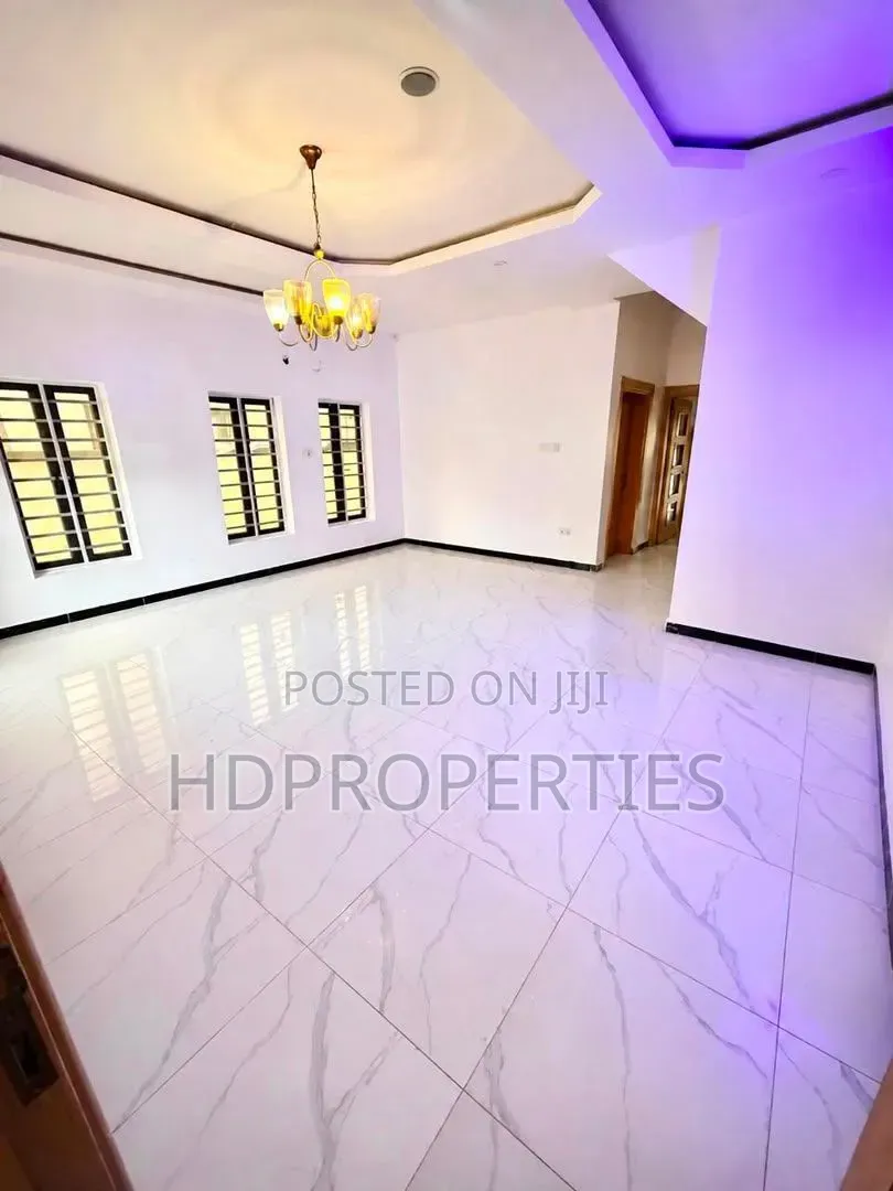 Mini Flat in Vandaniel, Lagos Island / Lagos Island for rent