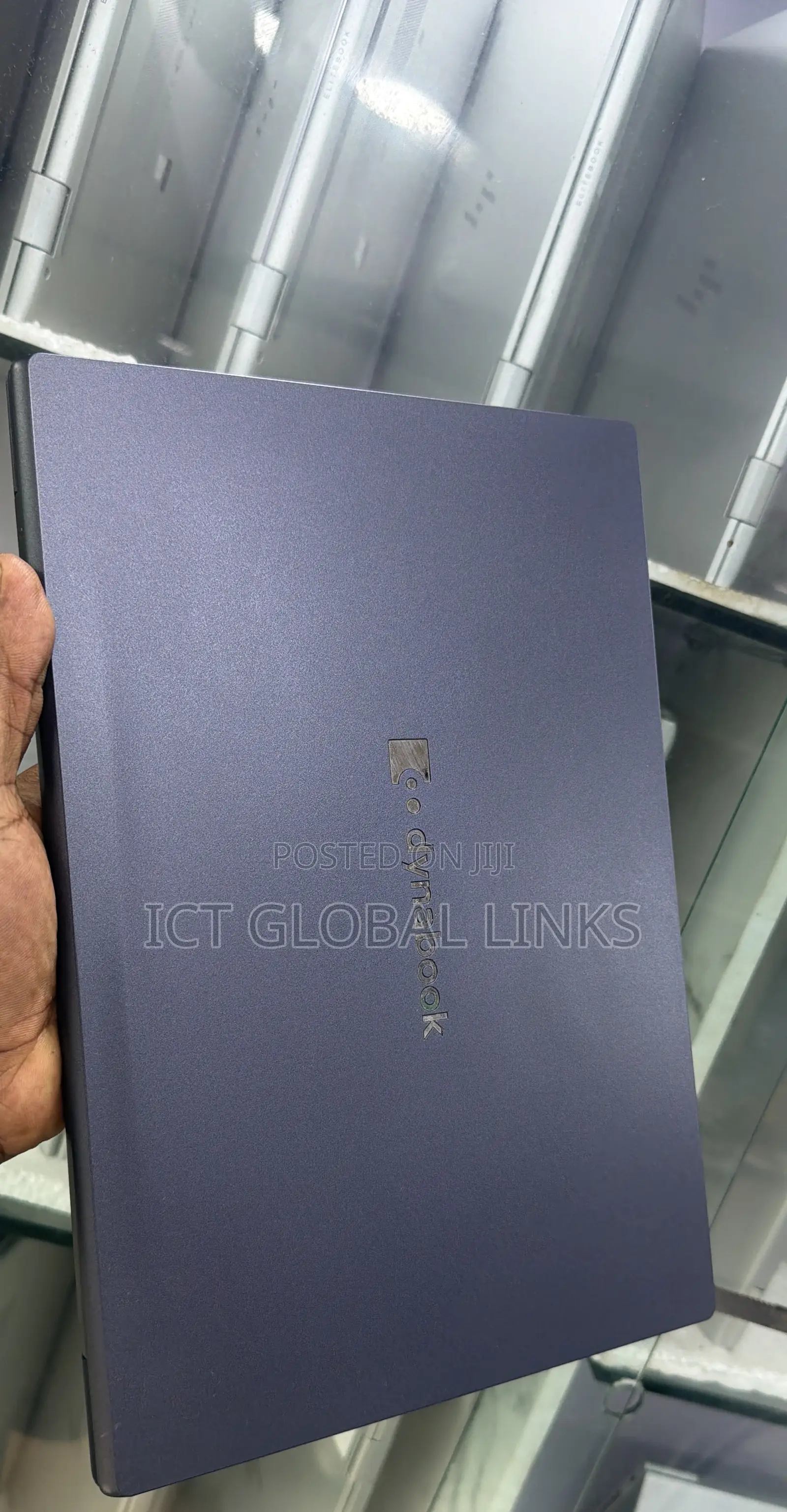 Laptop Dynabook Tecra A40-J 8GB Intel Core i5 SSD 256GB