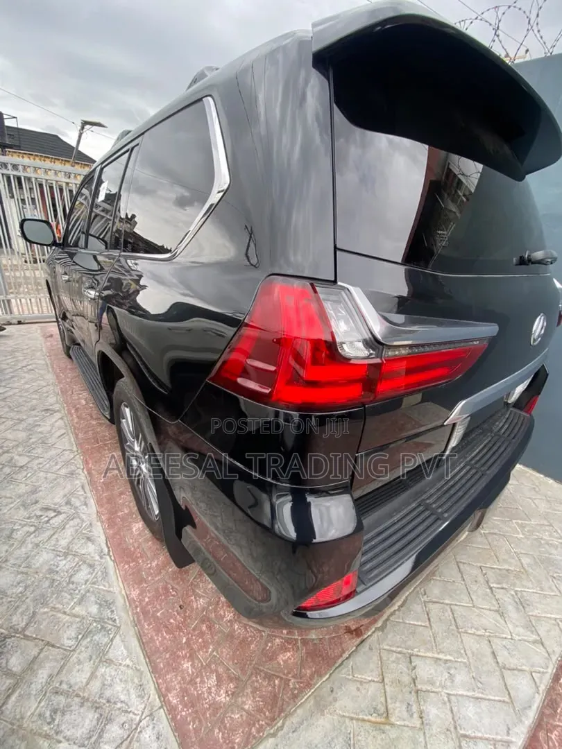 Lexus LX 570 AWD 2018 Black