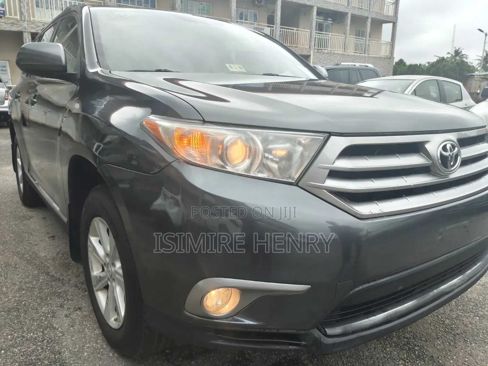 Toyota Highlander SE 3.5L 4WD 2013 Gray
