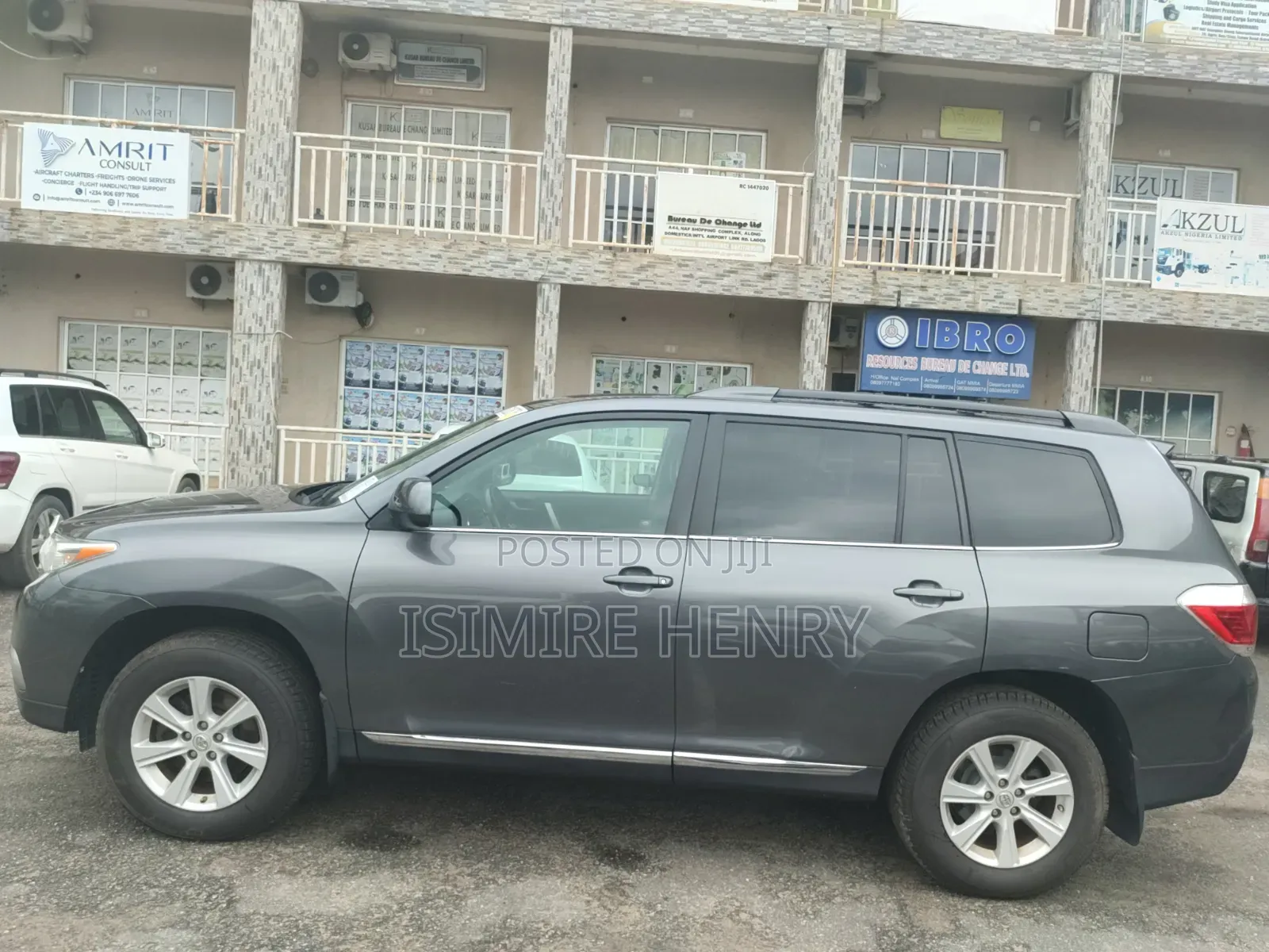 Toyota Highlander SE 3.5L 4WD 2013 Gray