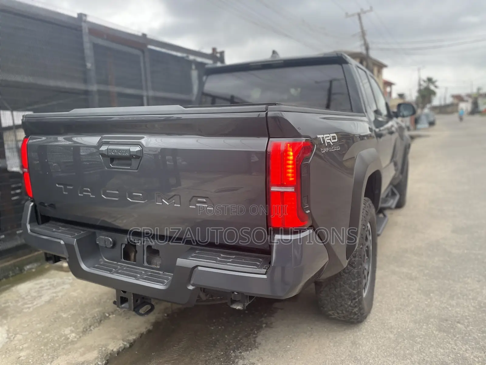 Toyota Tacoma 2024 Gray