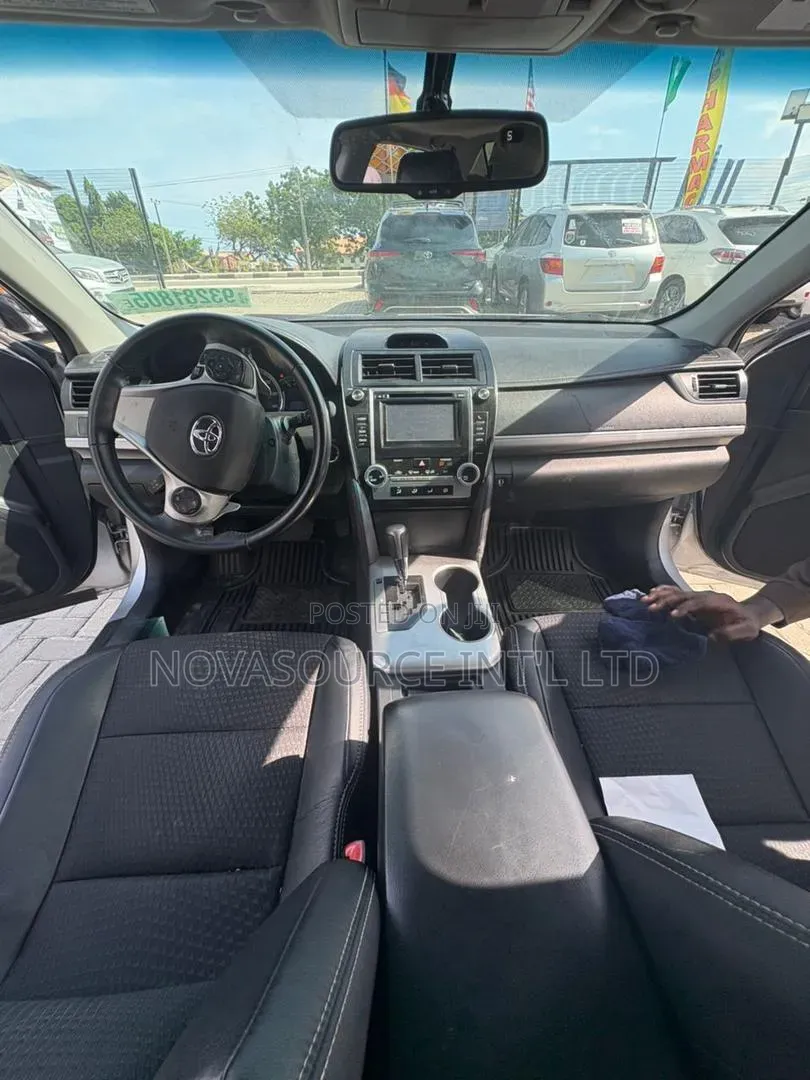 Toyota Camry 2013 Silver