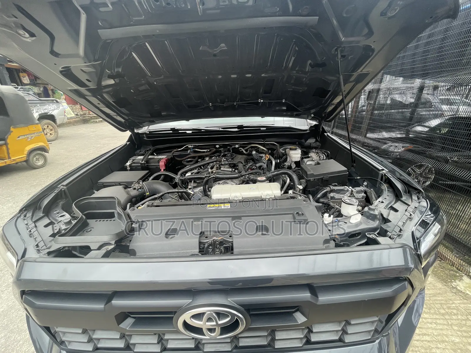 Toyota Tacoma 2024 Gray