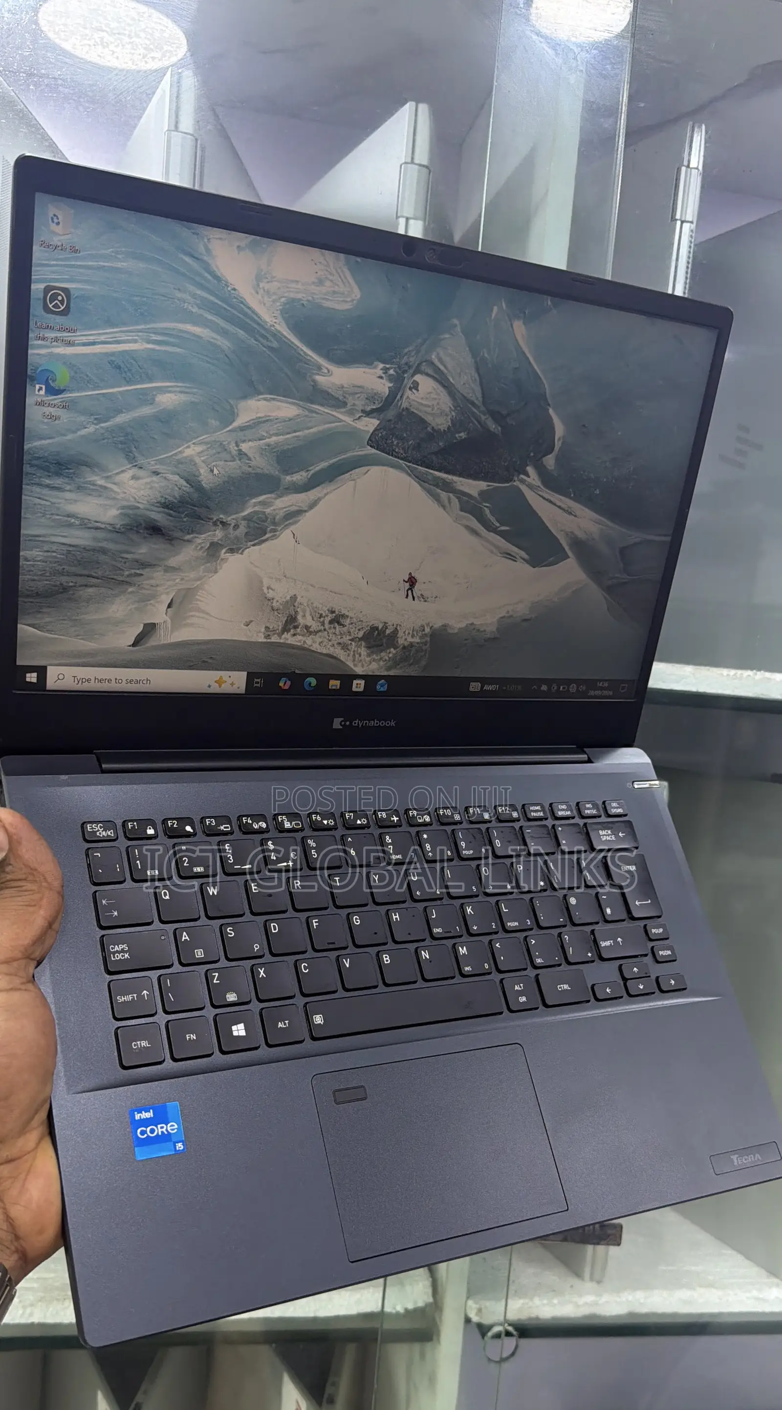 Laptop Dynabook Tecra A40-J 8GB Intel Core i5 SSD 256GB