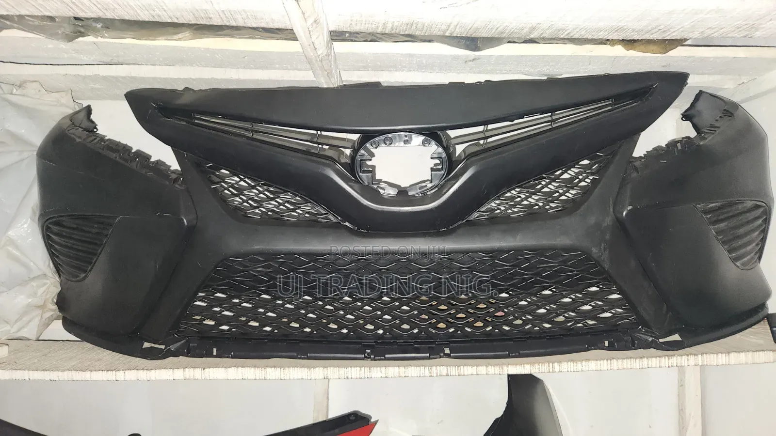 Complete Front Bumper Camry 018 SE