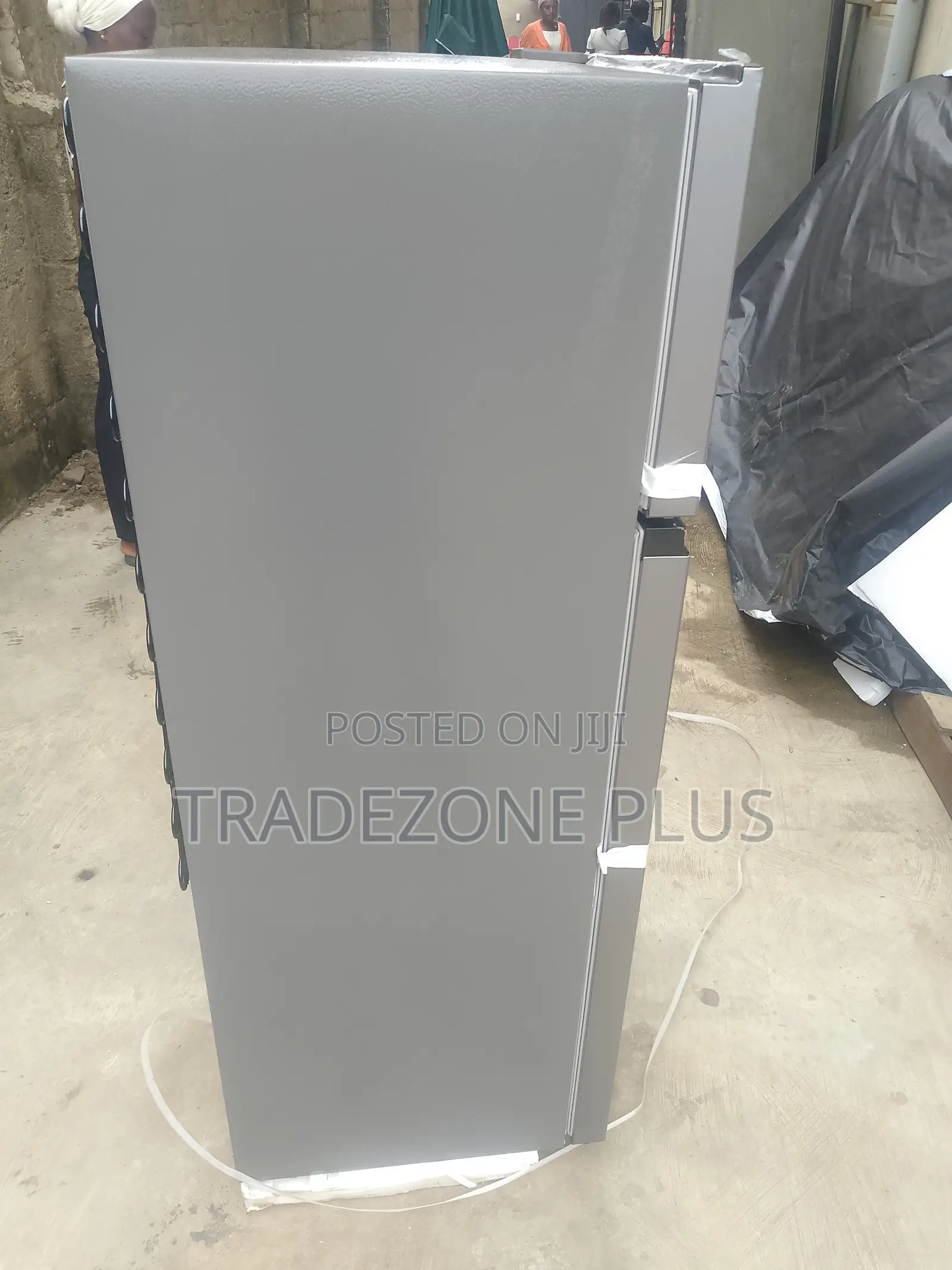 Hisense REF205DR Medium Capacity Refrigerator