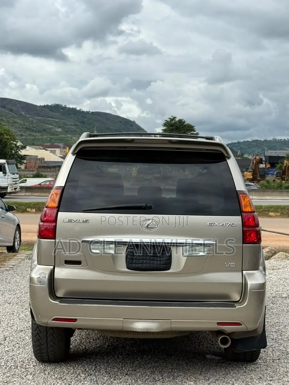 Lexus GX 470 Sport Utility 2006 Gold