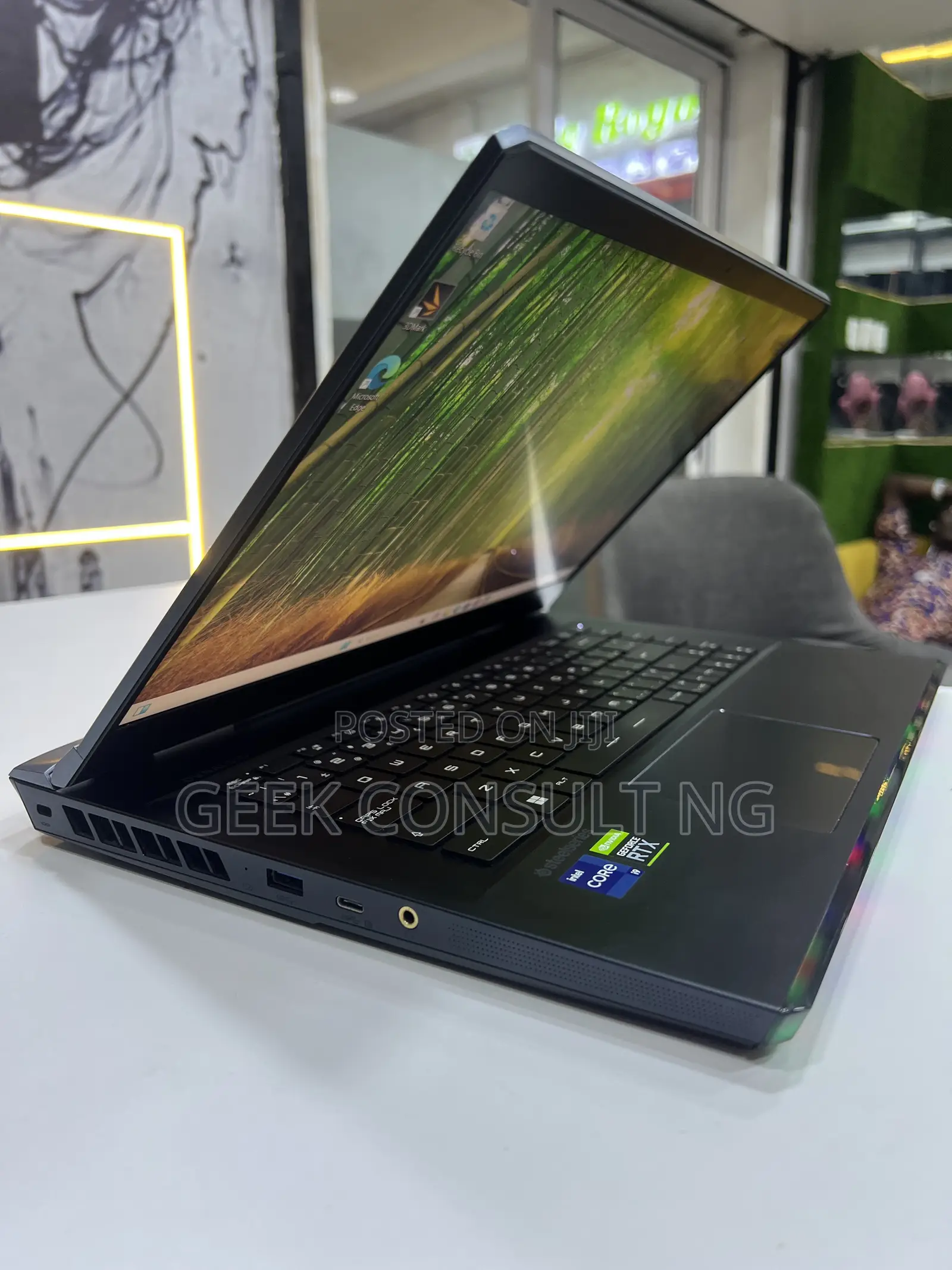 Laptop MSI GE66 Raider 16GB Intel Core i9 SSD 1T