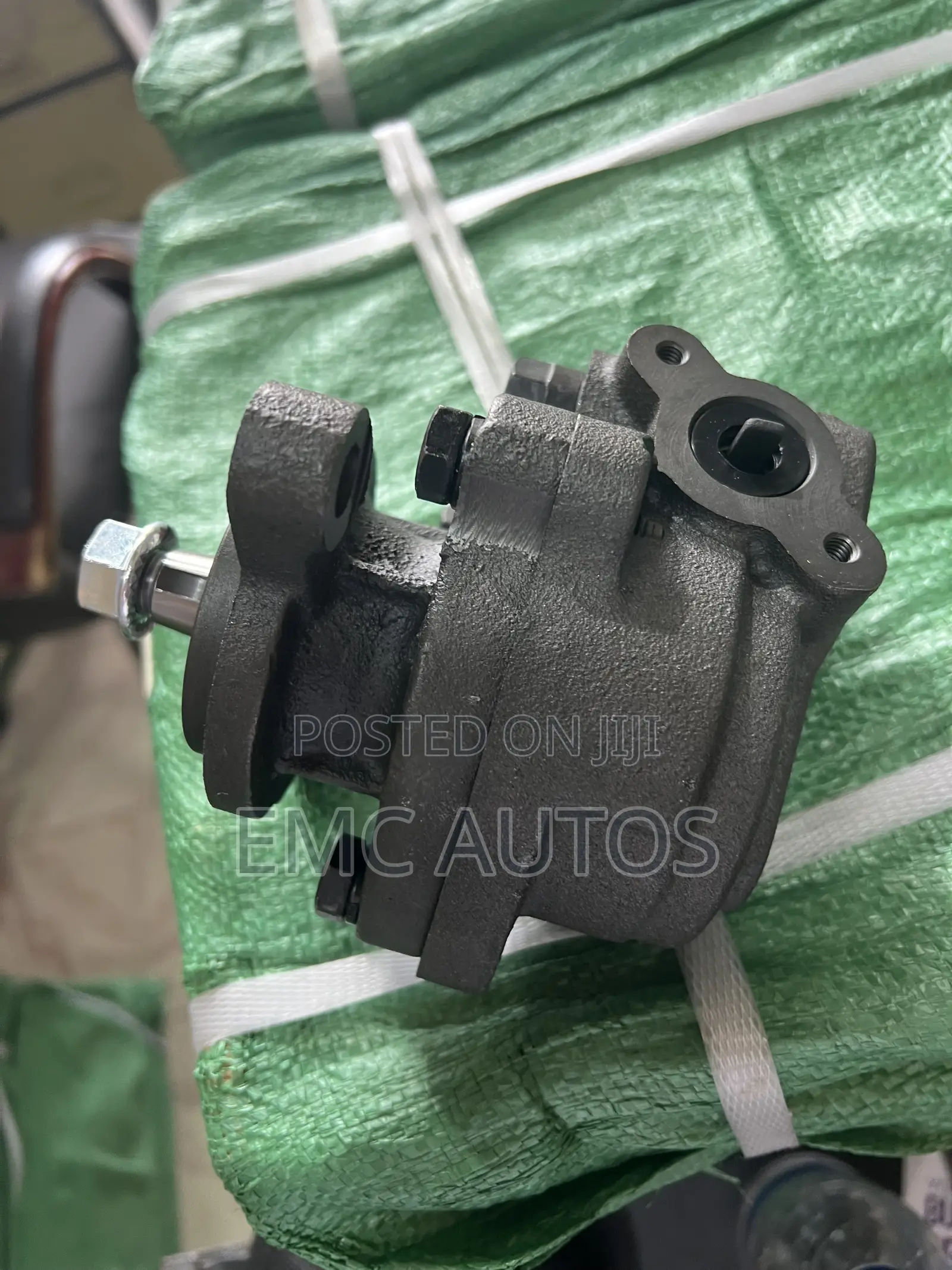 1HZ Steering Pump