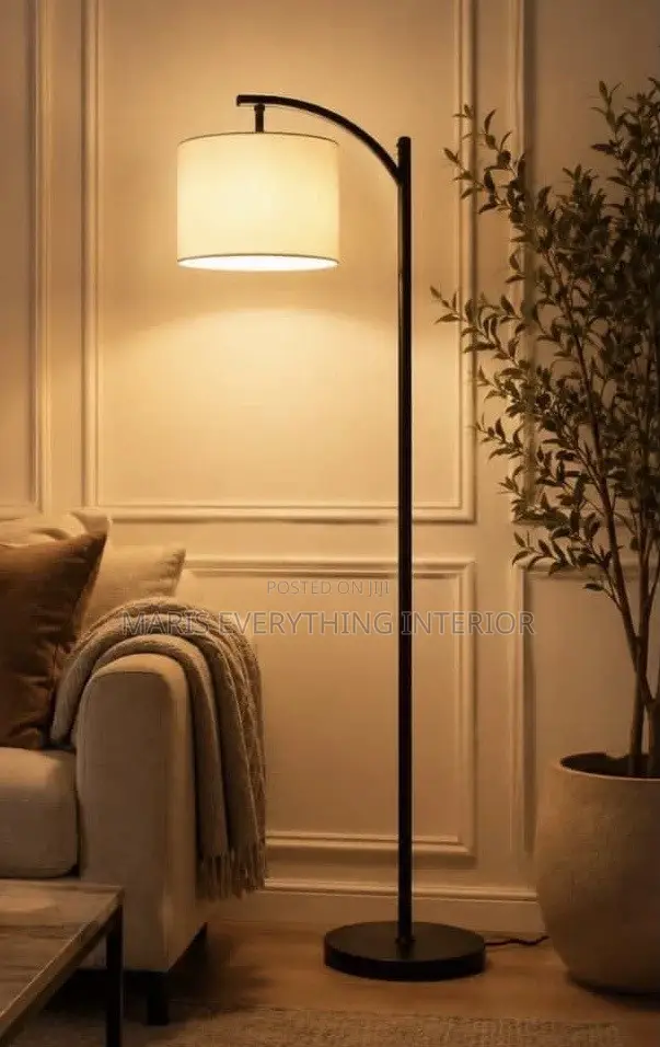 Nordic Modern Floor Lamp - Warm Light for Living Room / Bedroom