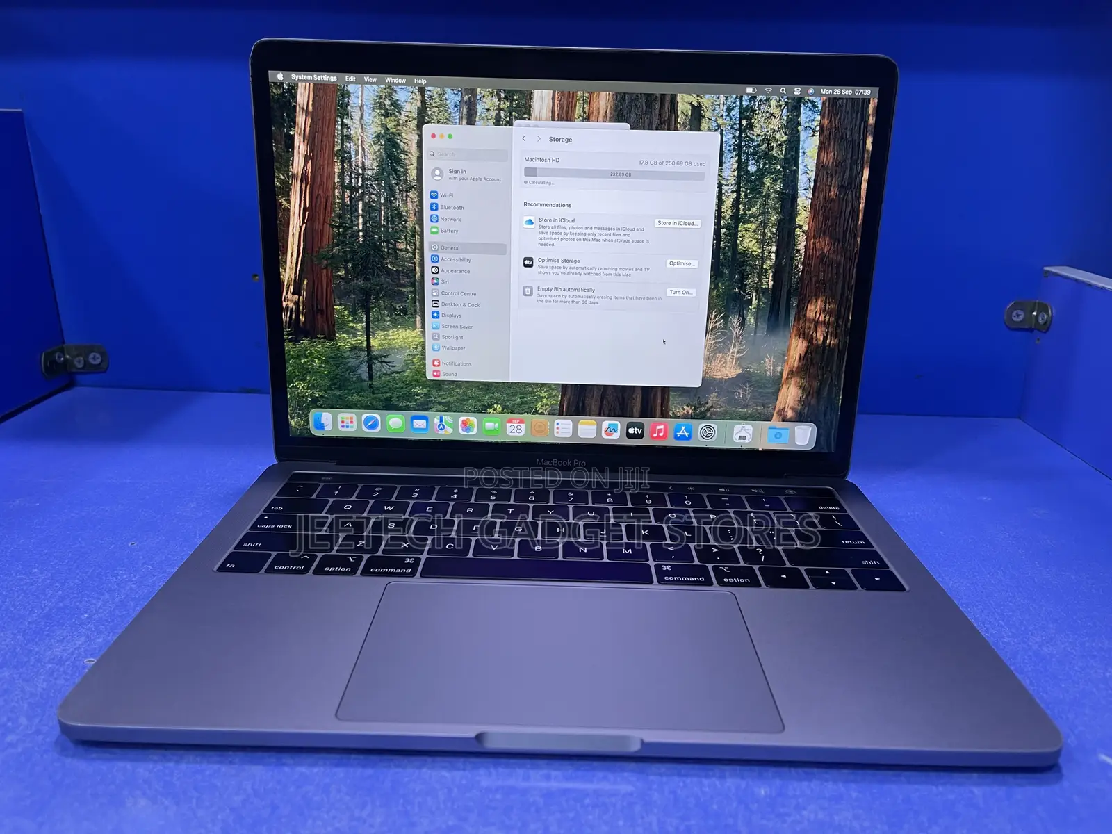 Laptop Apple MacBook Pro 2019 16GB Intel Core i7 SSD 256GB