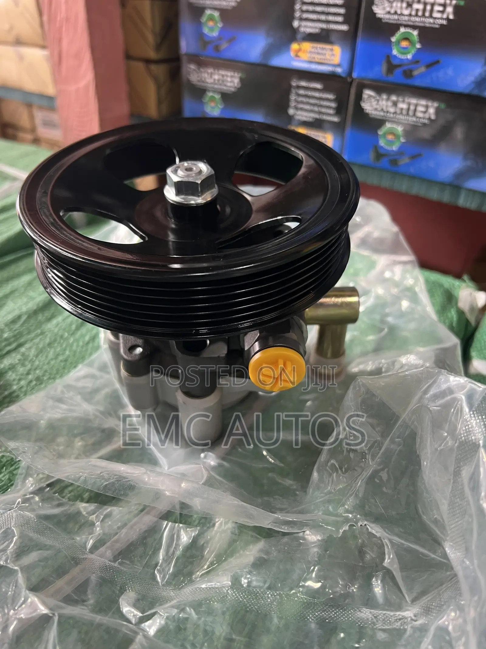 2UR Brand New Steering Pump