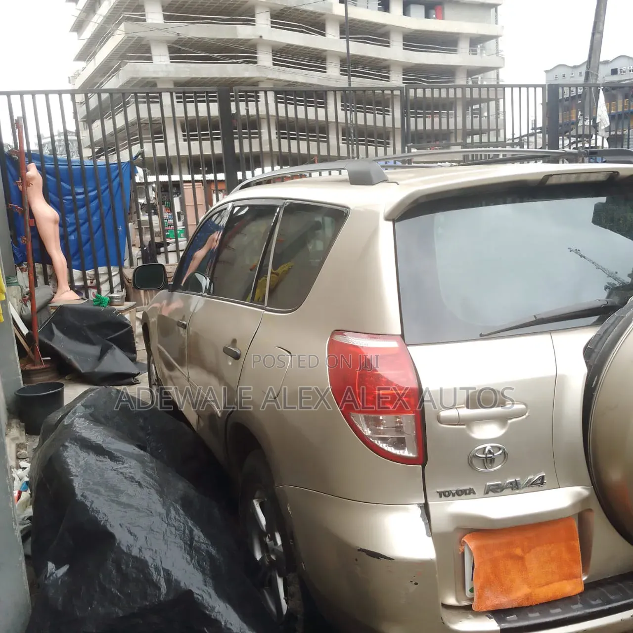 Toyota RAV4 2008 Gold