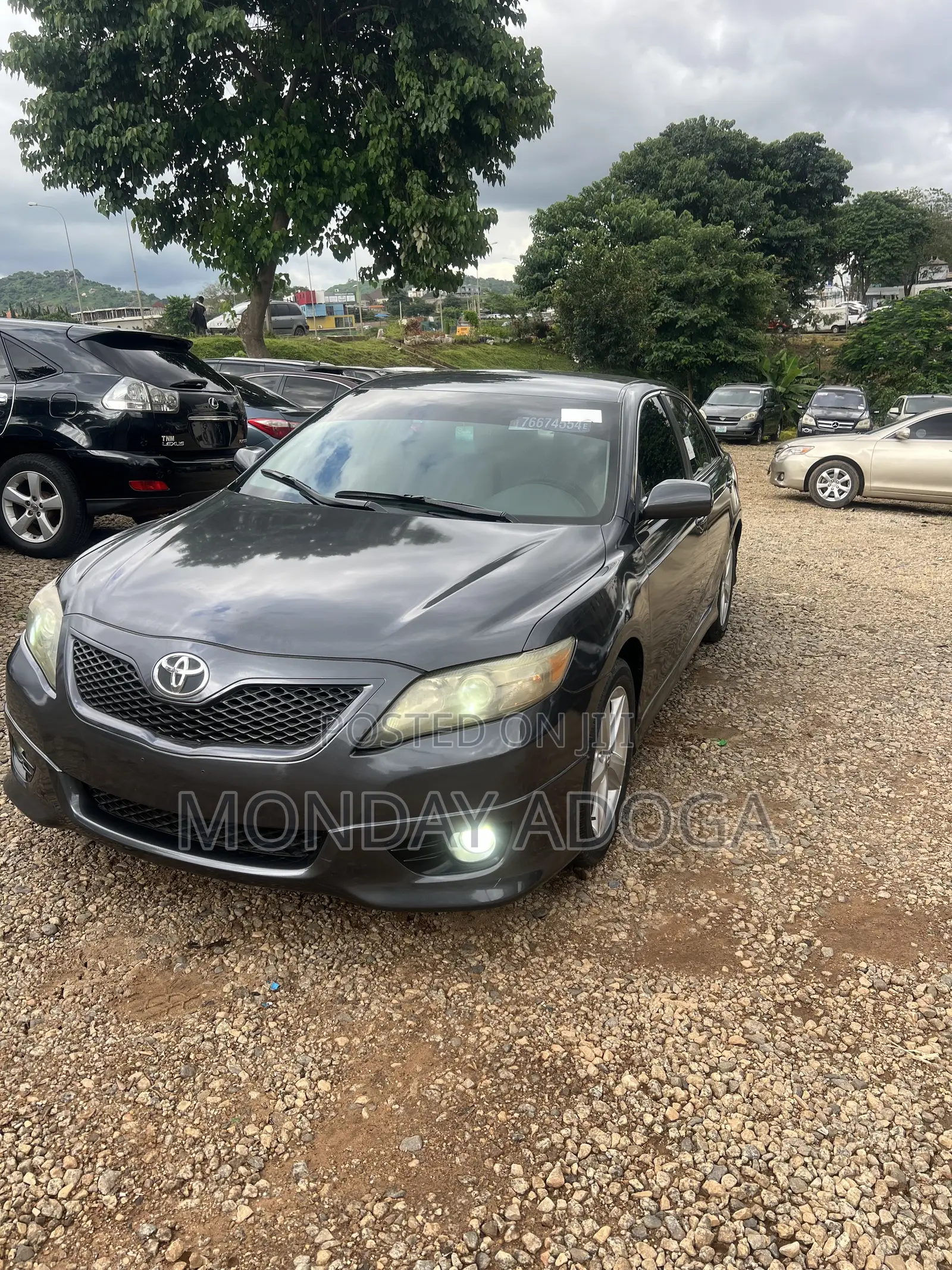 Toyota Camry SE 4dr Sedan (2.5L 4cyl 6AM) 2010 Gray