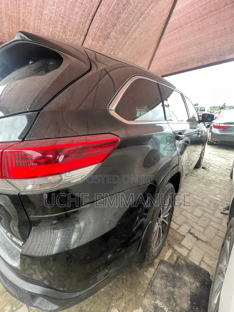 Toyota Highlander 2017 Black