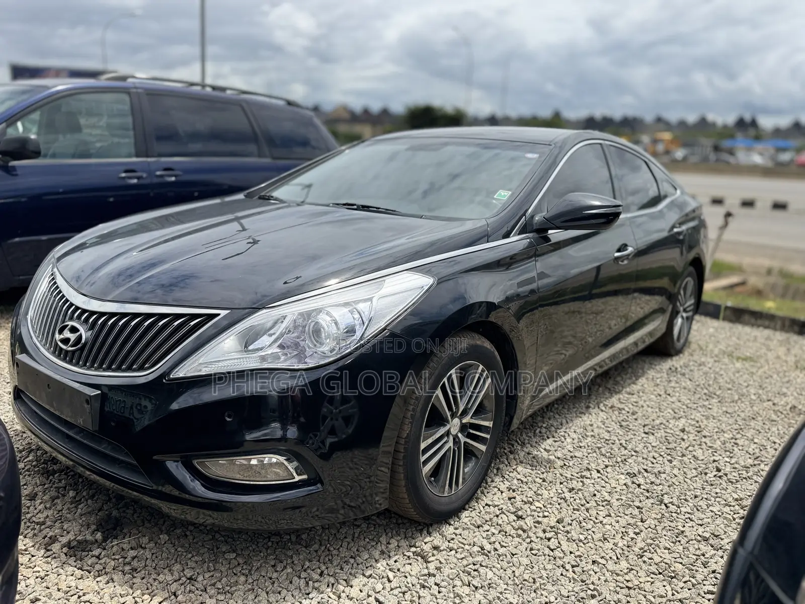 Hyundai Grandeur 2014 Black