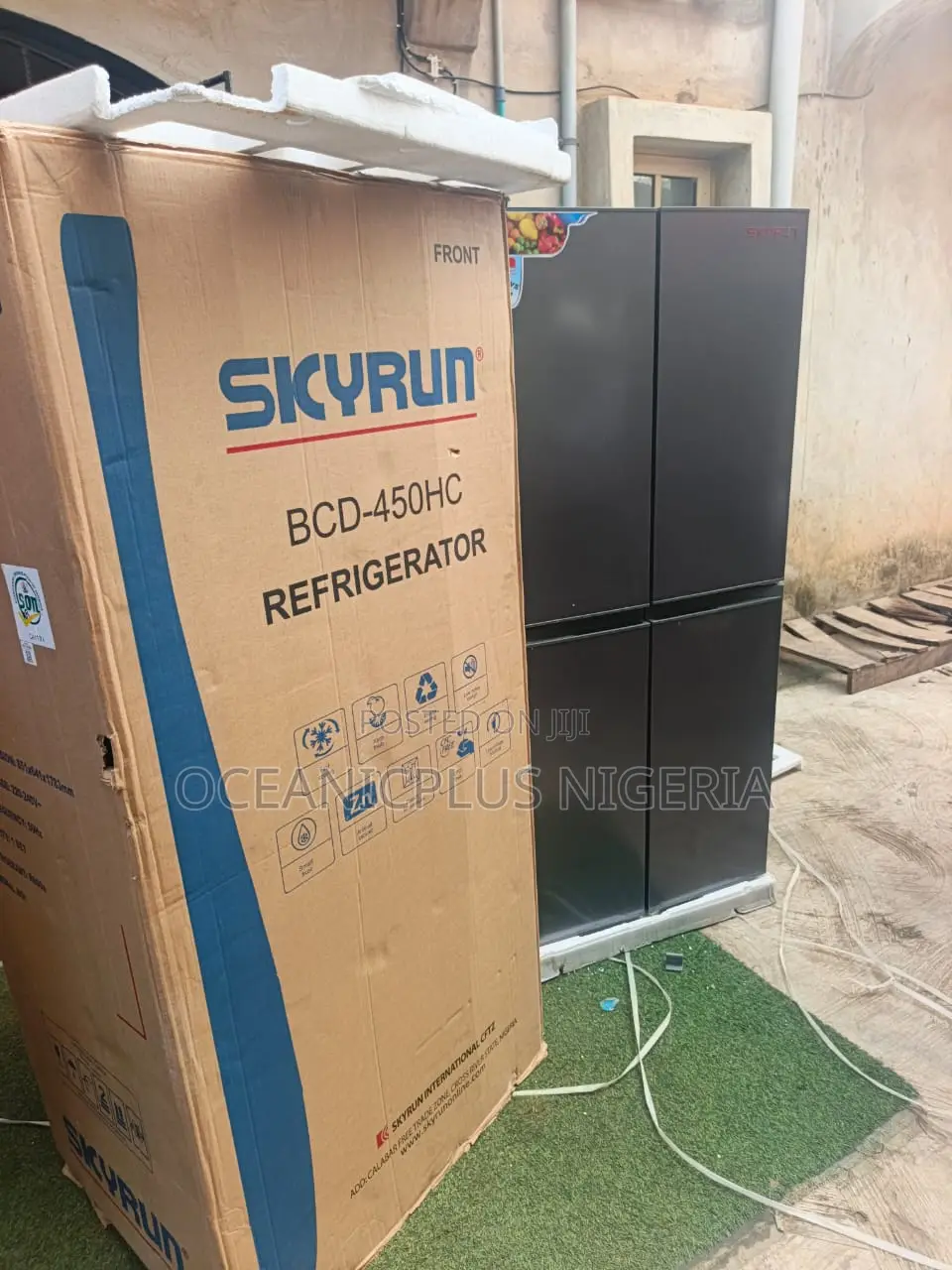 SkyRun BCD-450HC Spacious Food Storage