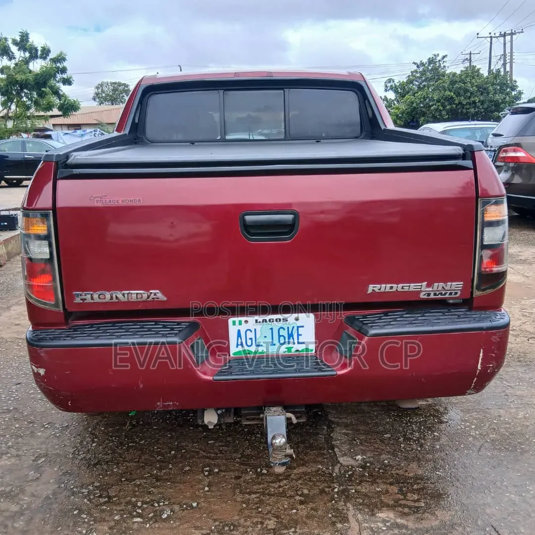 Honda Ridgeline RTL 2006 Red