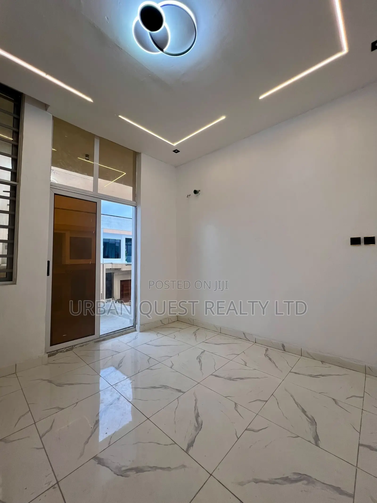 4bdrm Duplex in Ikota, Lekki for sale