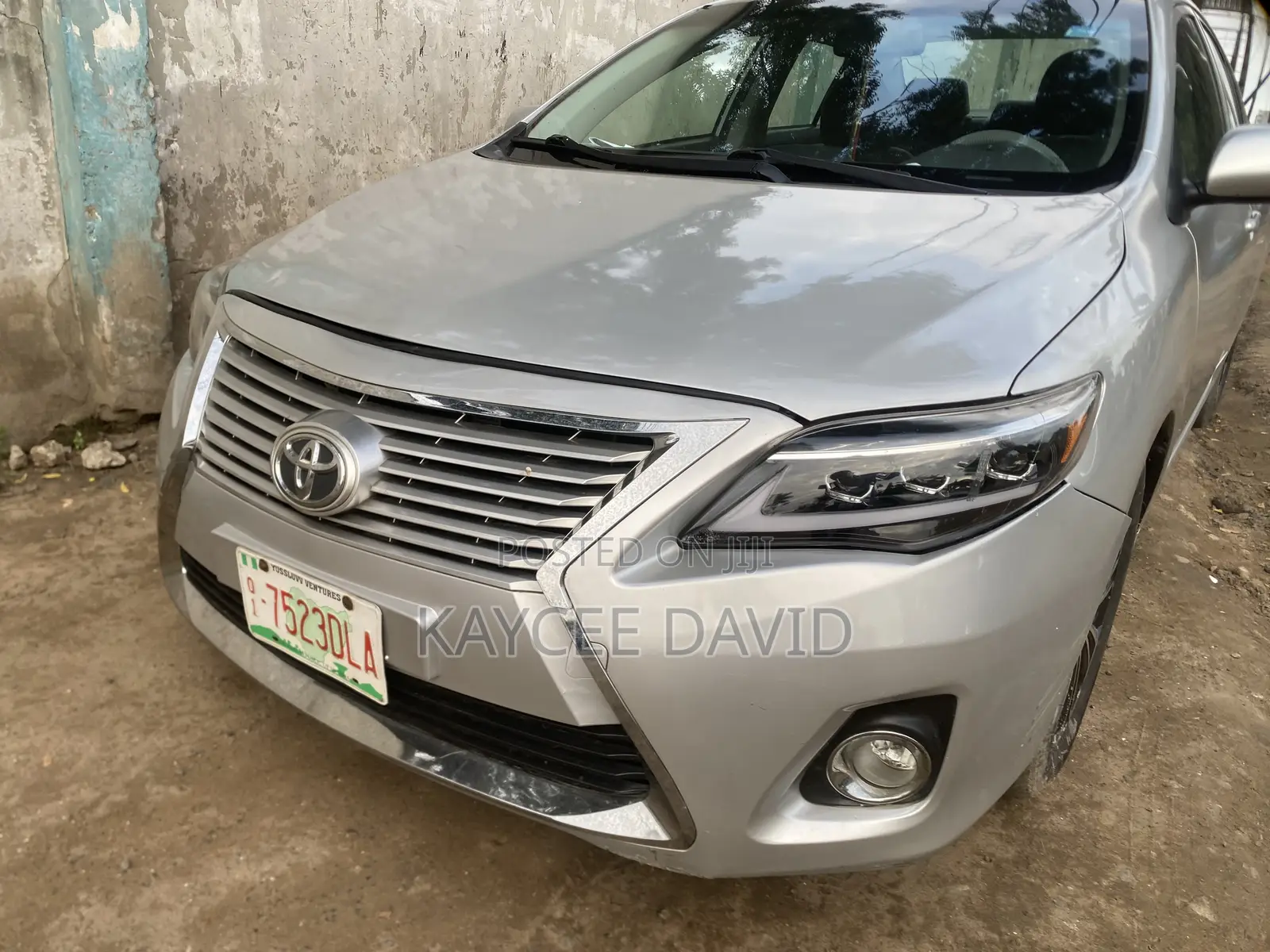 Toyota Corolla LE 4dr Sedan (1.8L 4cyl 4A) 2010 Silver