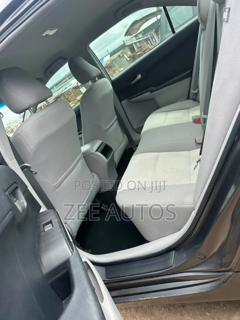 Toyota Camry 2012 Gray