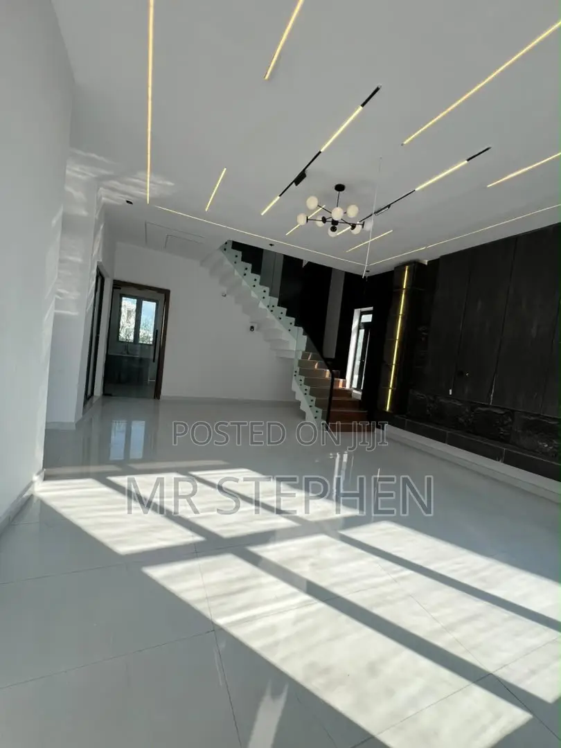 4bdrm Duplex in Lekki Gardens Estate for sale