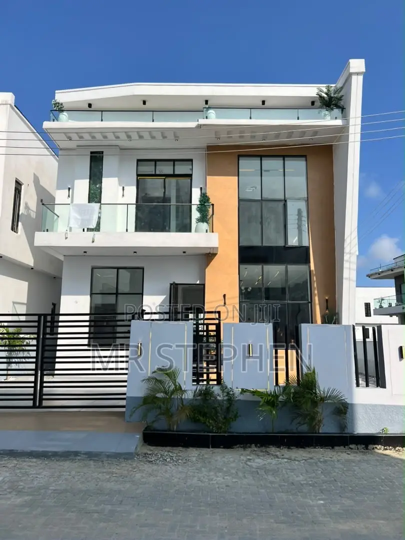 4bdrm Duplex in Lekki Gardens Estate for sale
