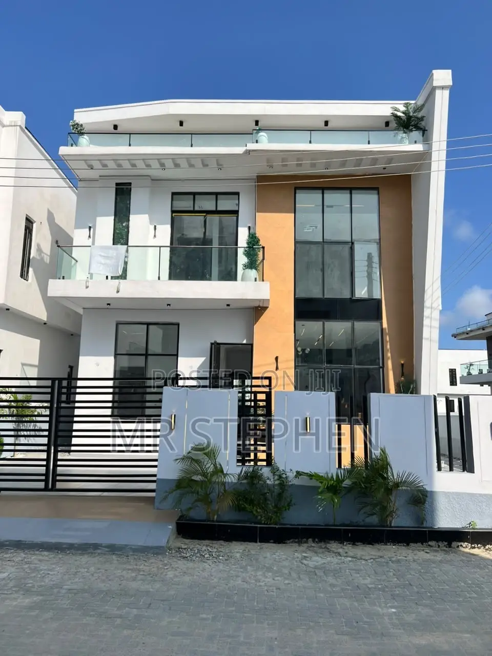 4bdrm Duplex in Lekki Gardens Estate for sale