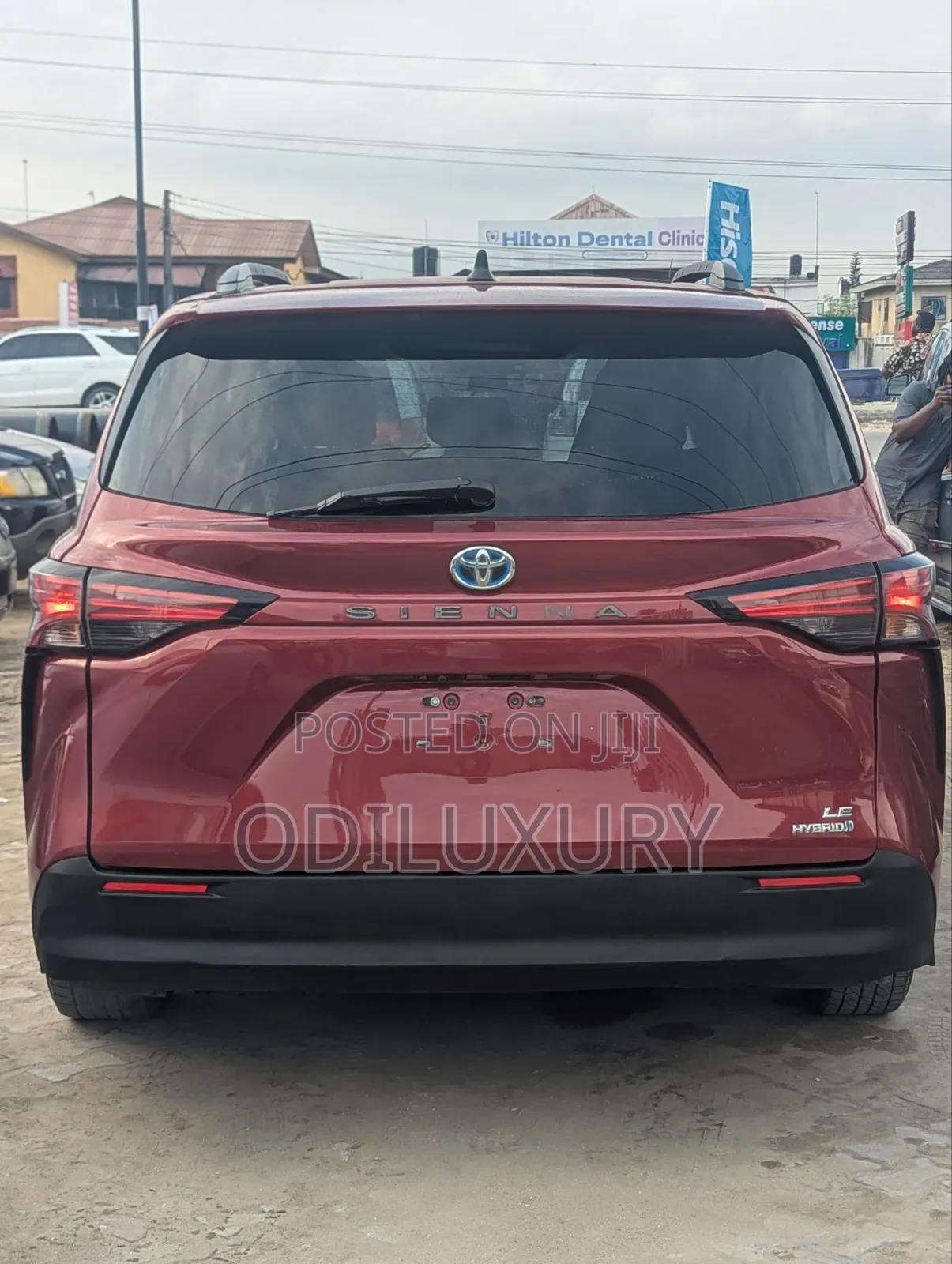 Toyota Sienna LE 8-Passenger 2021 Burgundy