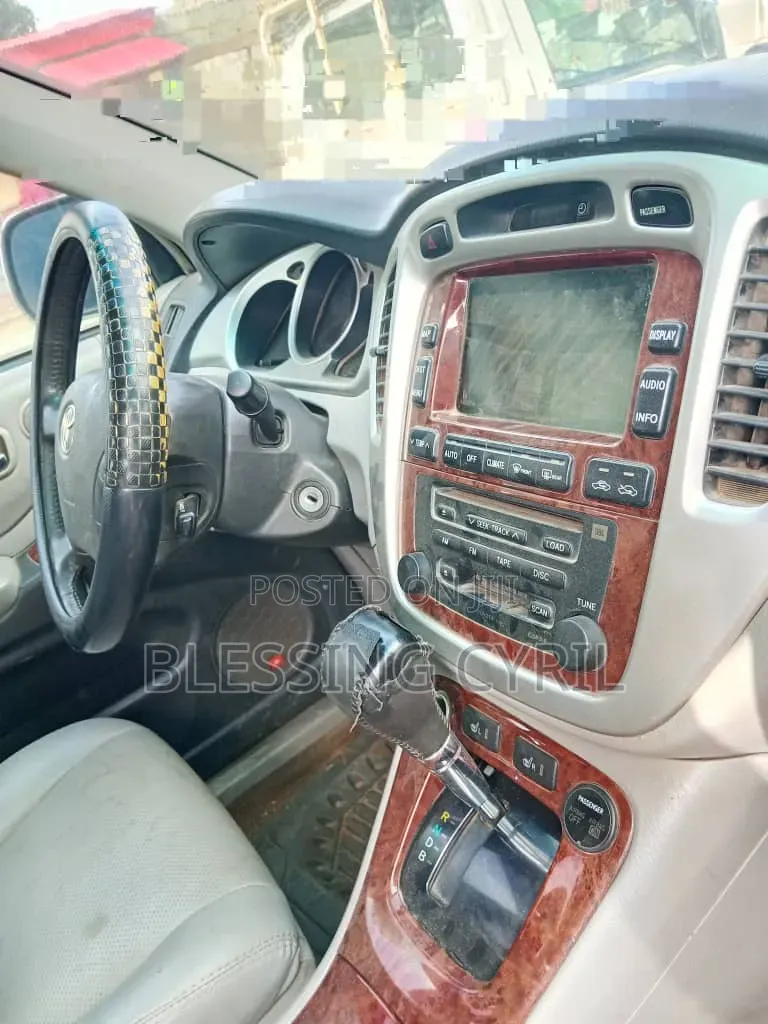 Toyota Highlander 2005 Gold