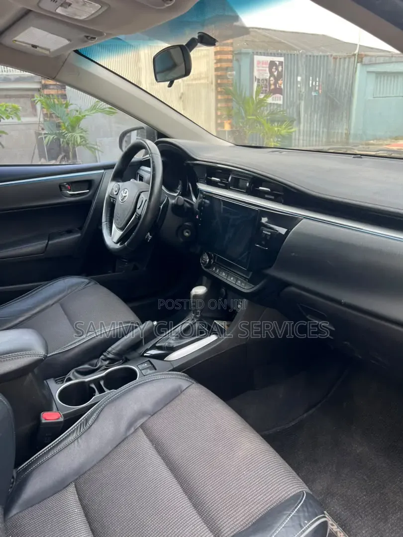 Toyota Corolla S Premium 4dr Sedan (1.8L 4cyl CVT) 2014 Blue