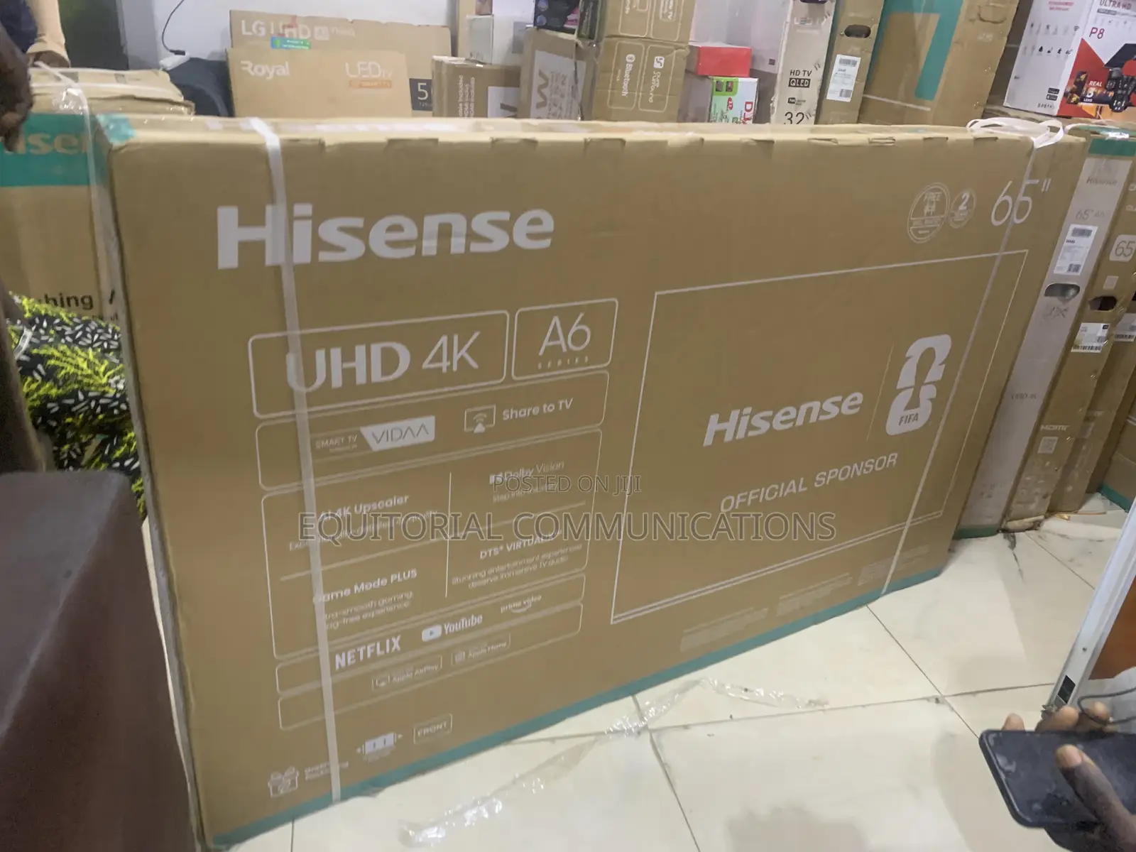 Hisense 65" UHD Smart TV – Smart Stylish