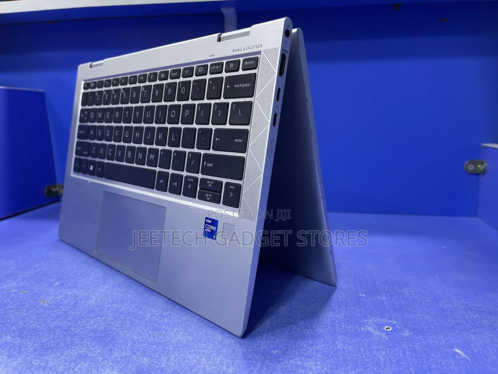 Laptop HP EliteBook 830 G8 16GB Intel Core i7 SSD 512GB