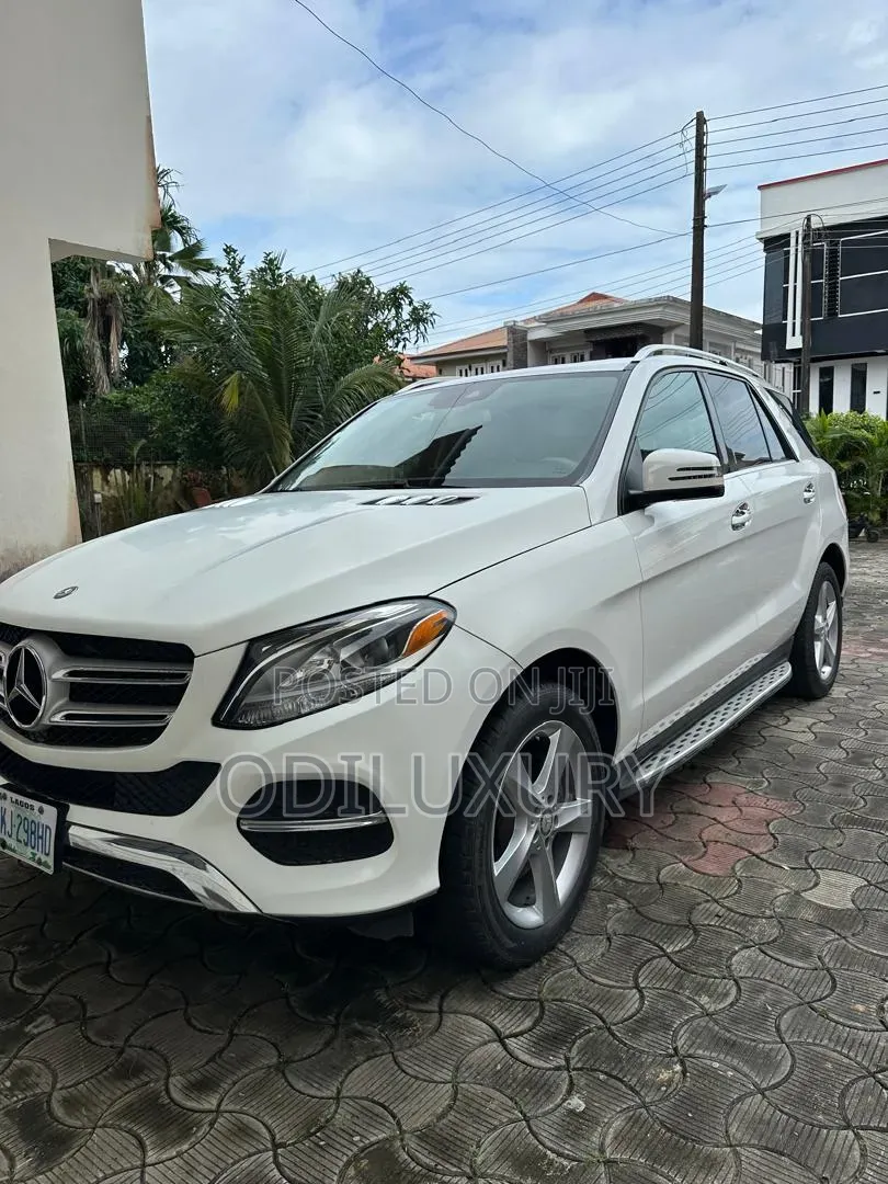 Mercedes-Benz GLE-Class GLE 350d 4MATIC 2016 White
