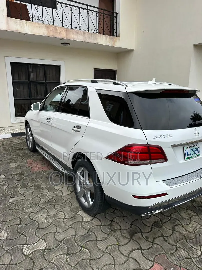 Mercedes-Benz GLE-Class GLE 350d 4MATIC 2016 White