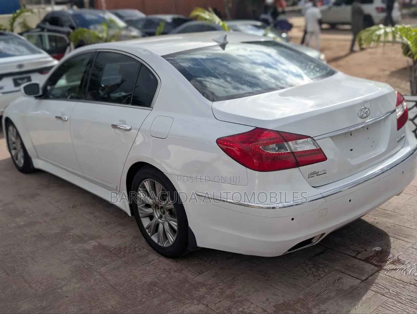 Hyundai Genesis 3.8 2012 White