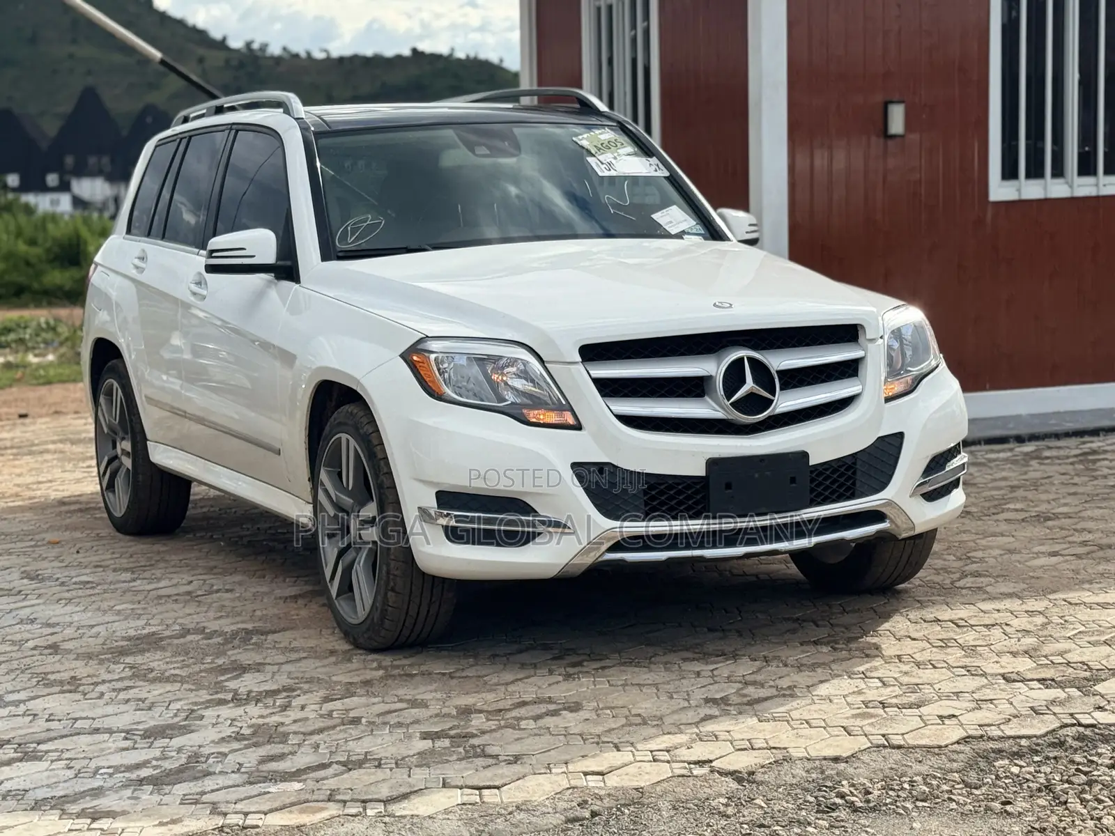 Mercedes-Benz GLK-Class Base GLK 350 4dr 4x2 (3.5L 6cyl 7A) 2015 White